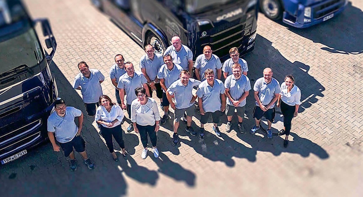 Mein Weg zu Team Blau: Quereinstieg in die Spedition